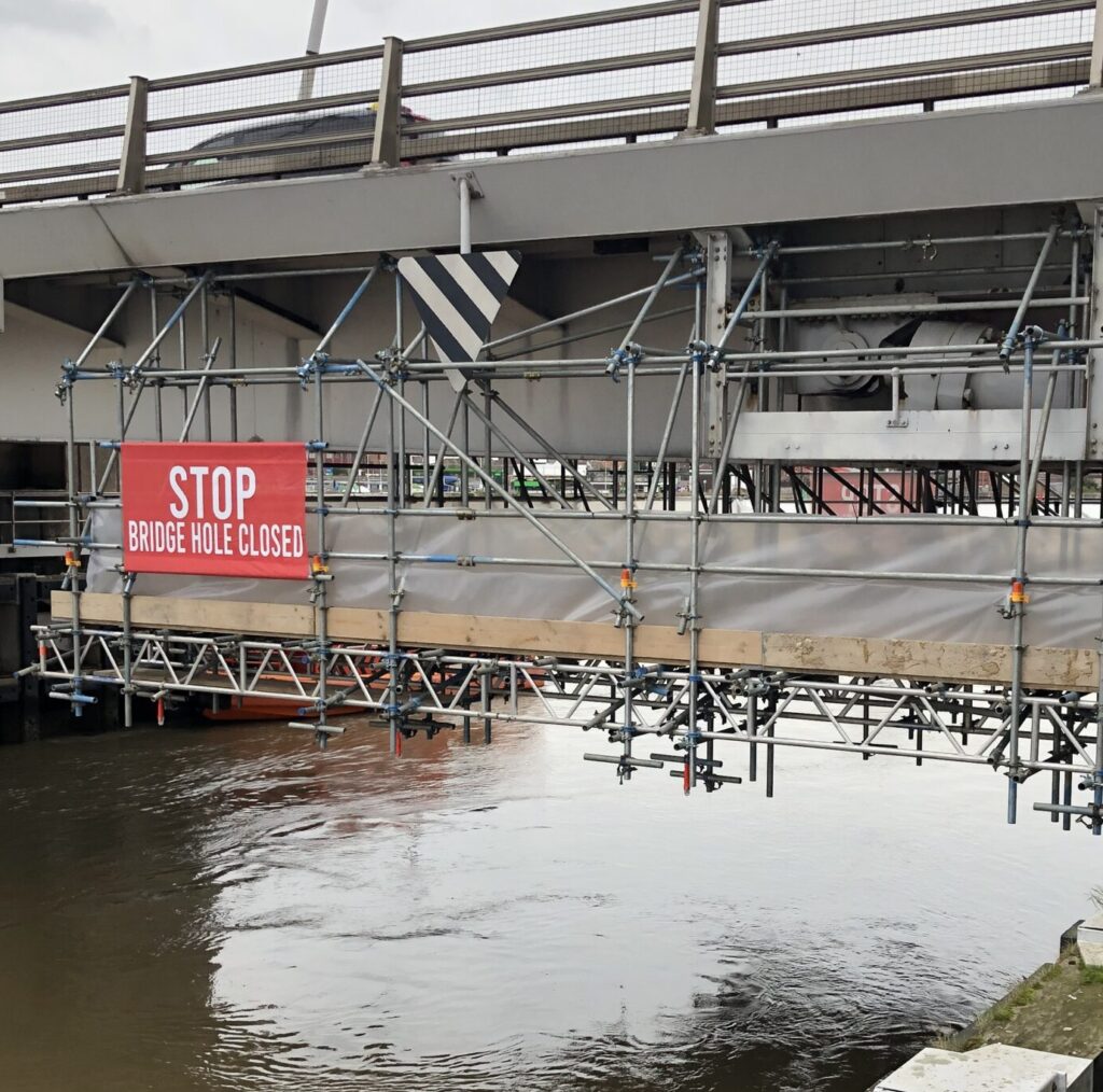 Anglian has completed a hanging scaffold structure below the Breydon Bridge